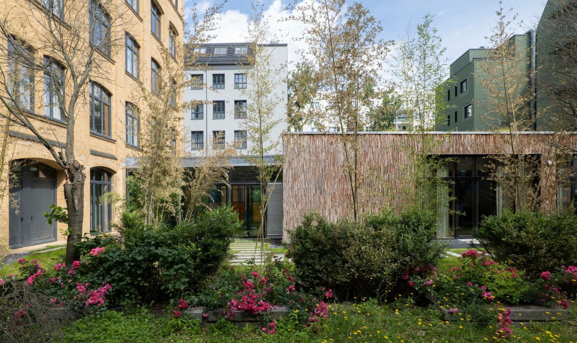 Hotel Sly Berlin Extérieur photo The new building of the Institute of Chinese Studies